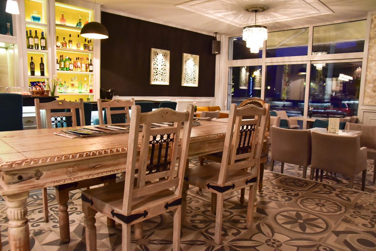 Iridanos Hotel Cảng Cảng Antikyra Ngoại thất bức ảnh