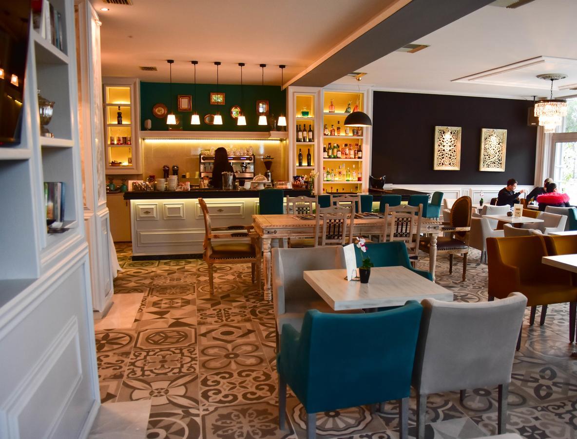 Iridanos Hotel Cảng Cảng Antikyra Ngoại thất bức ảnh