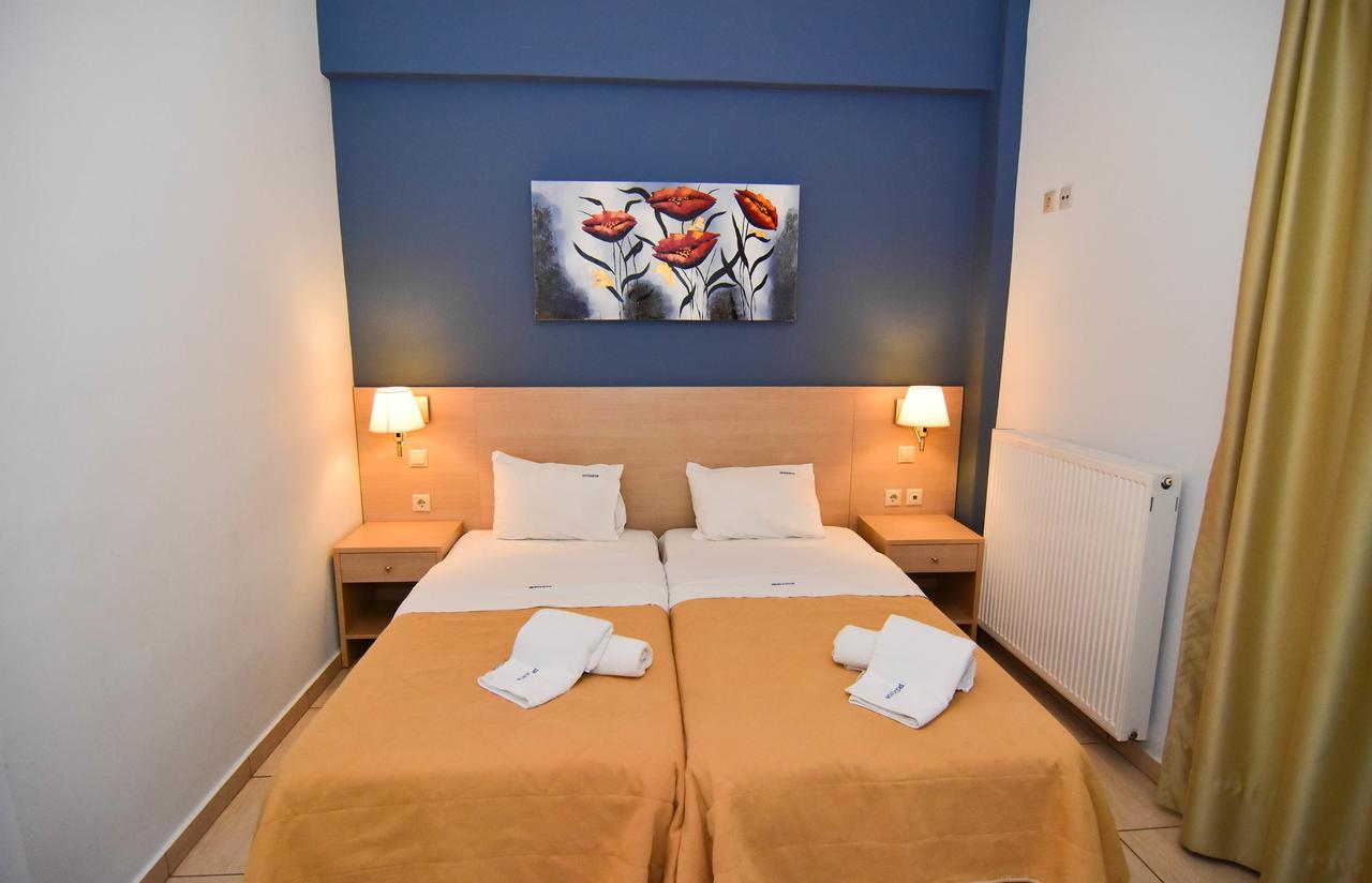 Iridanos Hotel Cảng Cảng Antikyra Ngoại thất bức ảnh